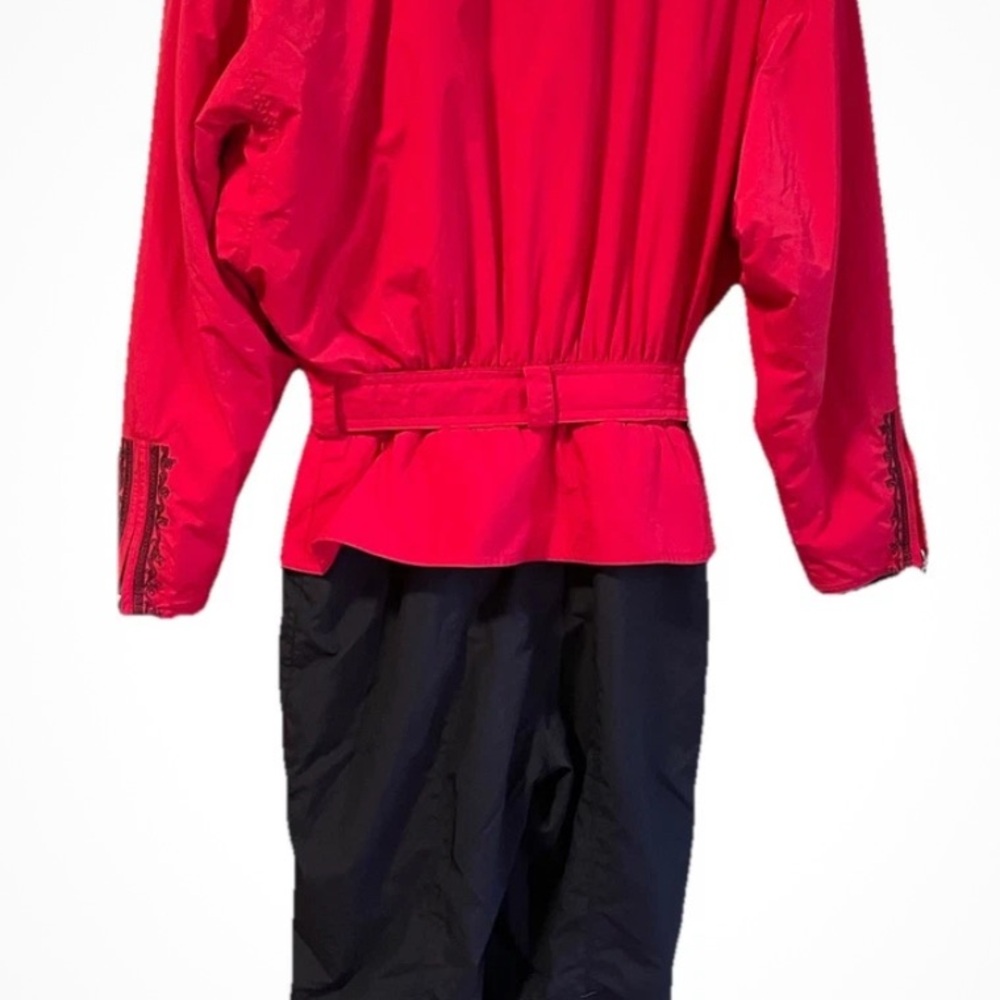 Bogner Vibrant 1990’s Red & Black Ski Suit with Black Embroidery - Picture 8 of 13